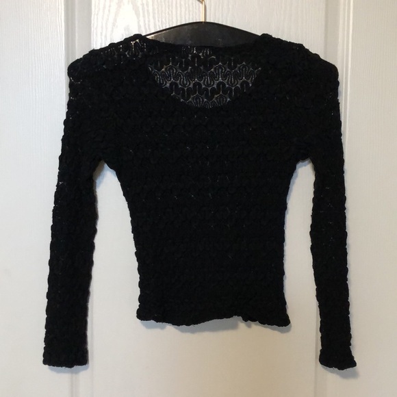 Small Black Crochet Long-sleeved Top - Picture 2 of 4